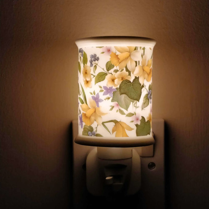 pretty yellow flower night light