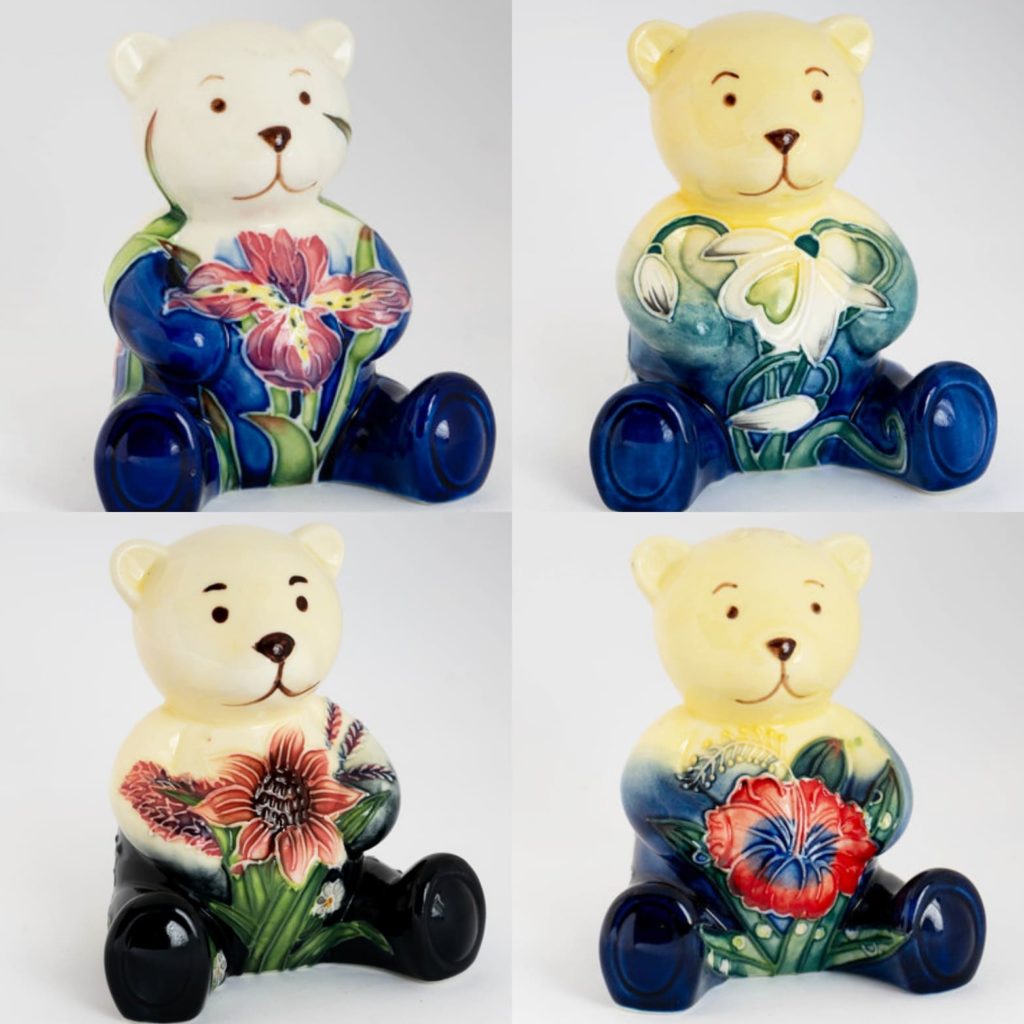 Old Tupton Ware small ornaments of Bears