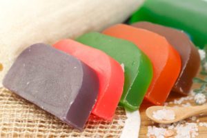 Read more about the article Shampoo bars more eco friendly for the environment?